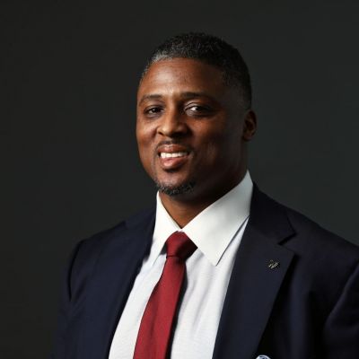 Warrick Dunn Wife Who Is He Married To Explore His Relationship