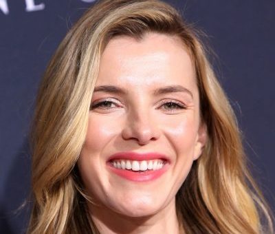 Betty Gilpin