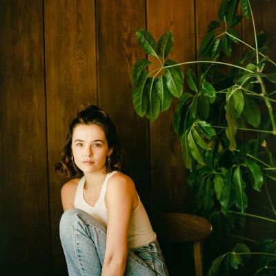 Zoey Deutch education