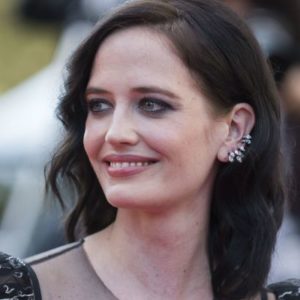 Eva Green Net worth, Boyfriend, Height, Weight, Age, Family
