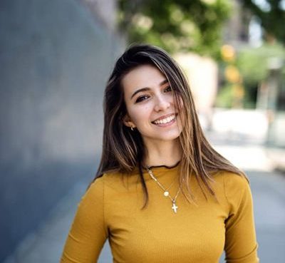 Anjelica Bette Fellini