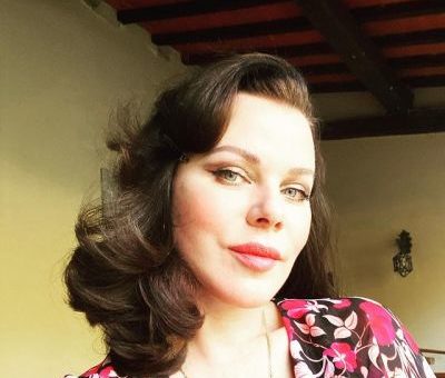 Debi Mazar