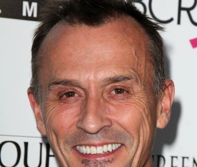 Robert Knepper
