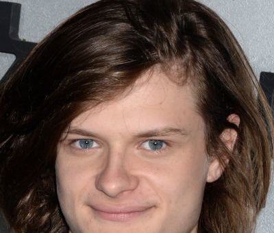 Charlie Tahan