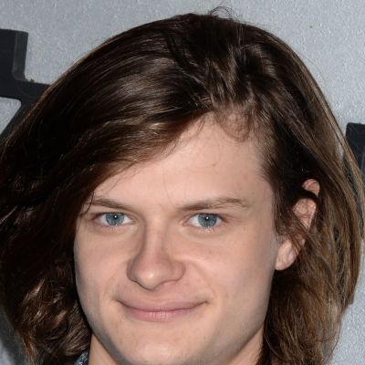 Charlie Tahan