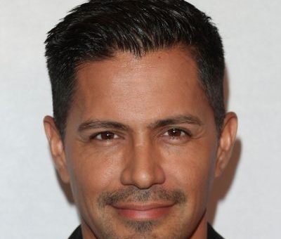 Jay Hernandez
