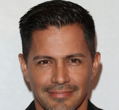 Jay Hernandez