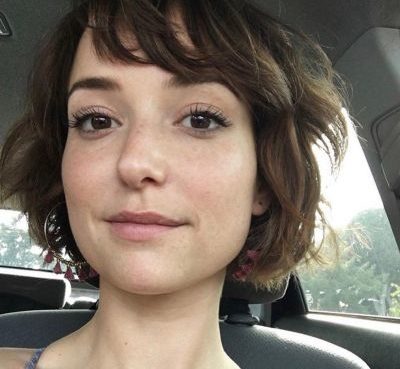 Milana Vayntrub