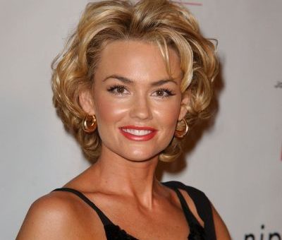 Kelly Carlson