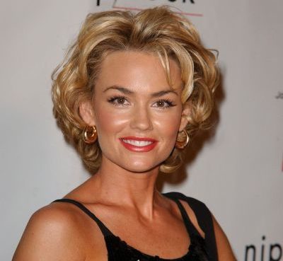 Kelly Carlson