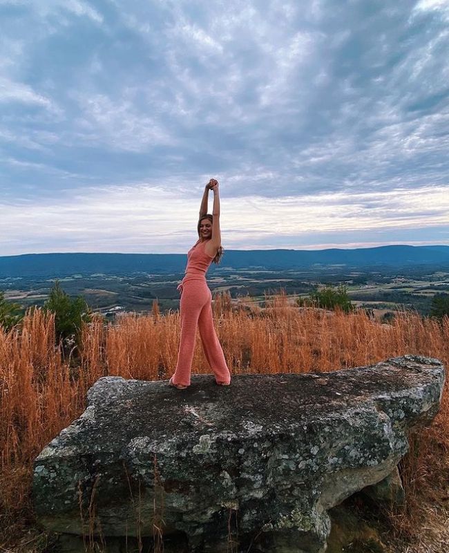 Kelsea Ballerini age