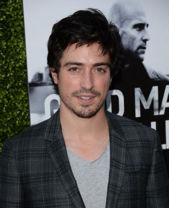 Kit Frederiksen networth