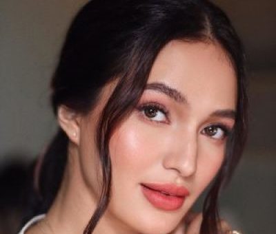 Sarah Lahbati