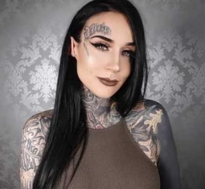 Monami Frost
