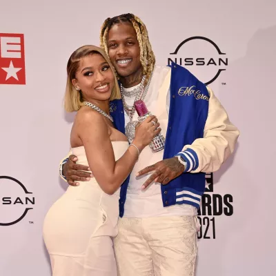  India Royale Boyfriend