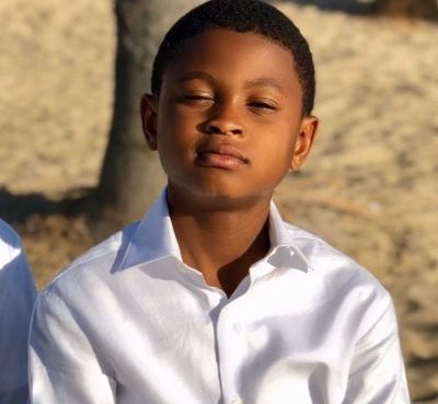 Usher Cinco Raymond V