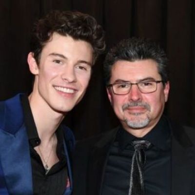 Manuel Mendes with son