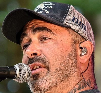 Aaron Lewis