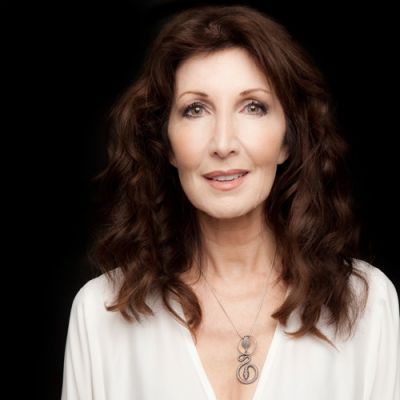 Joanna Gleason