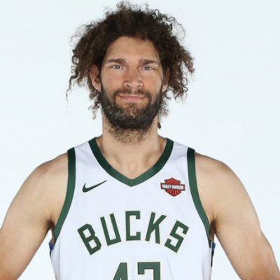 Robin Lopez