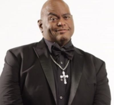 Lavell Crawford