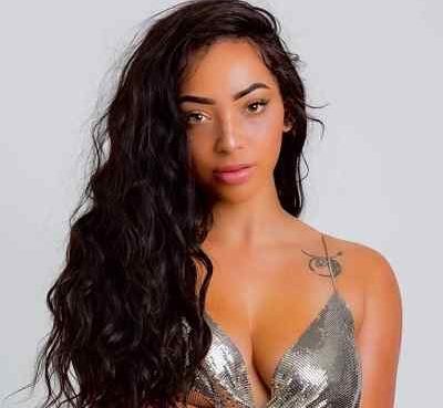 Taylor Lauren Sanders