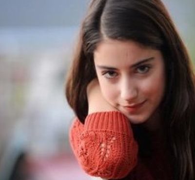 Hazal Kaya