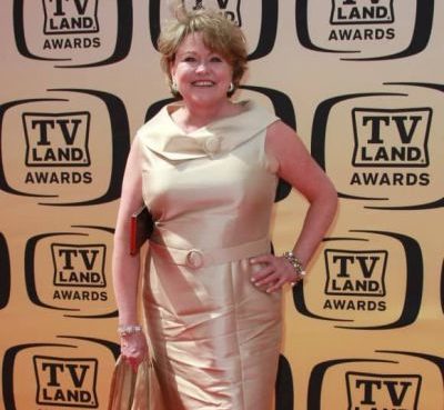 Lauren Tewes