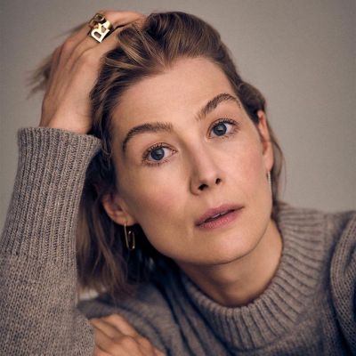 Rosamund Pike