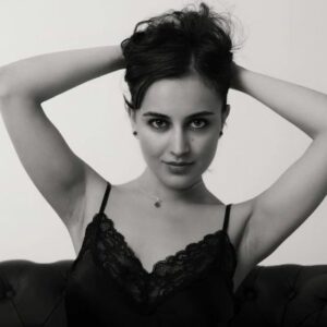 Yasmeena Ali Wiki, Age, Net Worth, Husband, Marriage, Height