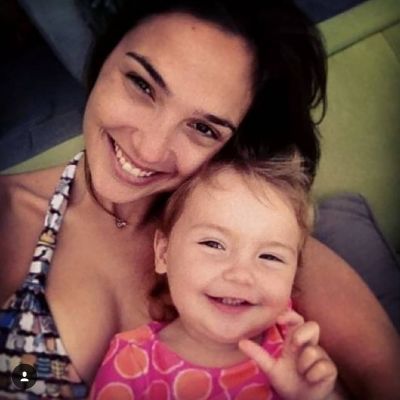 Alma Versano net worth