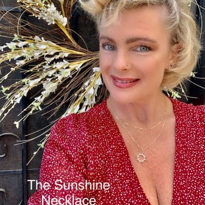 Erika Eleniak age