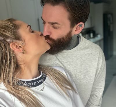 Aaron Chalmers And Girlfriend Talia Mia baby