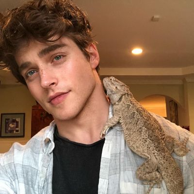 Froy Gutierrez