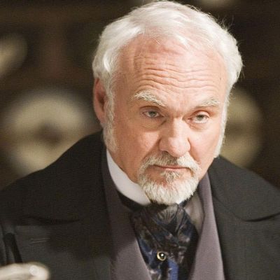 Kenneth Welsh