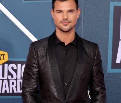 Taylor Lautner