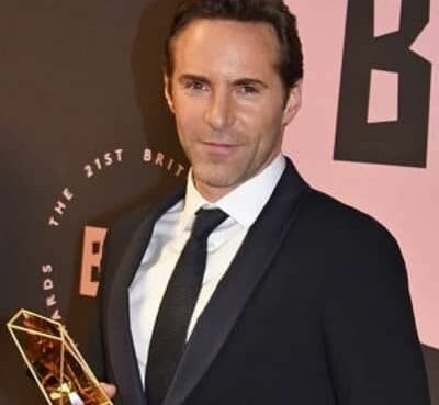 Alessandro Nivola