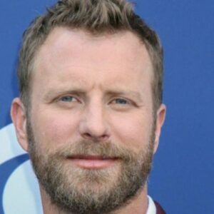 Dierks Bentley- Wiki, Age, Height, Wife, Net Worth (Updated on March 2024)