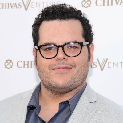 Josh Gad