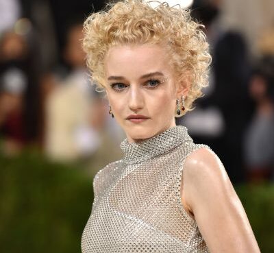 Julia Garner