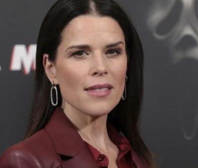 Neve Campbell