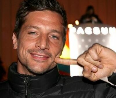 Simon Rex
