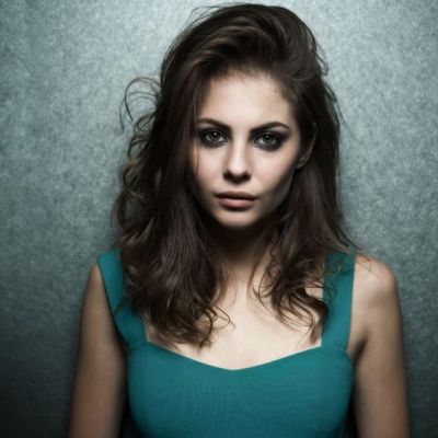 Willa Holland