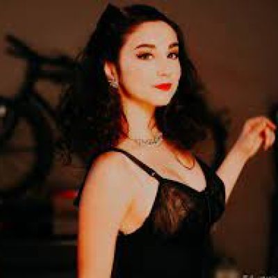 Molly Ephraim
