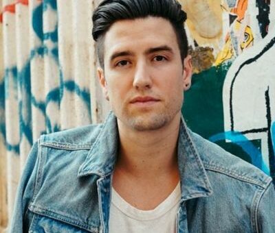 Logan Henderson