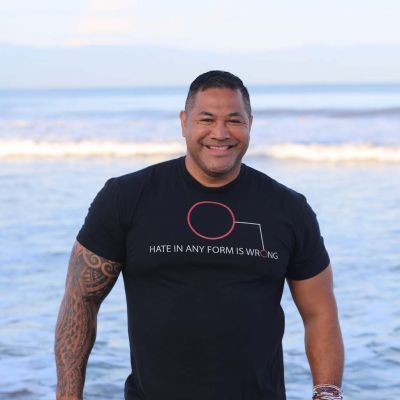 Esera Tuaolo