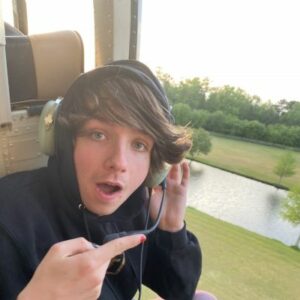 Karl Jacobs- Wiki, Age, Height, Girlfriend, Net Worth (Updated on