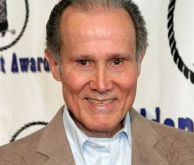 Henry Silva