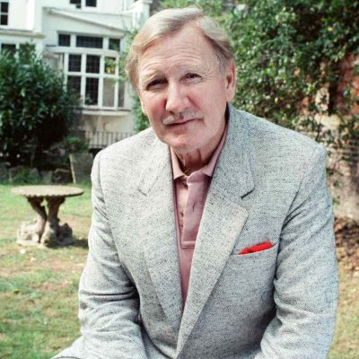 Leslie Phillips
