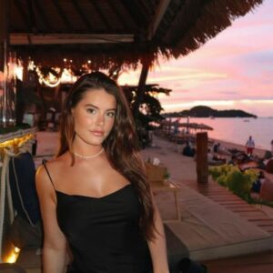 Who Is Sophie Stonehouse From "Too Hot To Handle"?